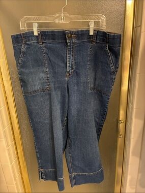 Gloria Vanderbilt Dark Blue Cropped Denim Jeans